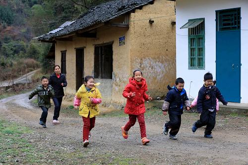 山区小学照片图片