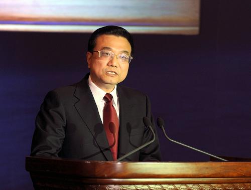 3月22日,中国发展高层论坛2009年会开幕式在北京钓鱼台国宾馆举行。中共中央政治局常委、国务院副总理李克强出席并致辞。新华社记者 李学仁 摄