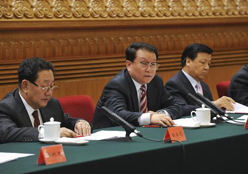 12月25日,中共中央政治局常委李长春在北京人民大会堂出席《马克思恩格斯文集》《列宁专题文集》出版座谈会并讲话。 新华社记者 李学仁 摄