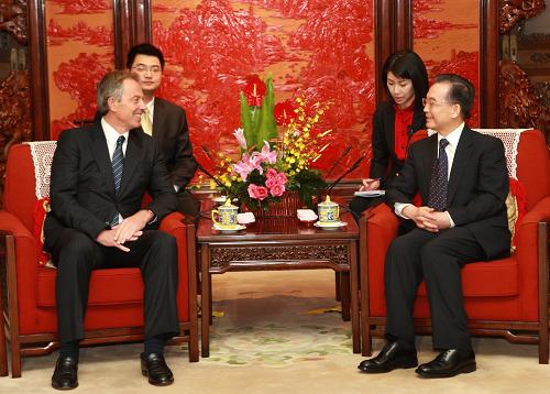 温家宝会见英国前首相布莱尔