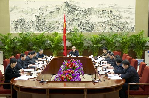 2月24日,中共中央政治局常委、国务院总理、国家科技教育领导小组组长温家宝主持召开国家科技教育领导小组会议。新华社记者 黄敬文 摄