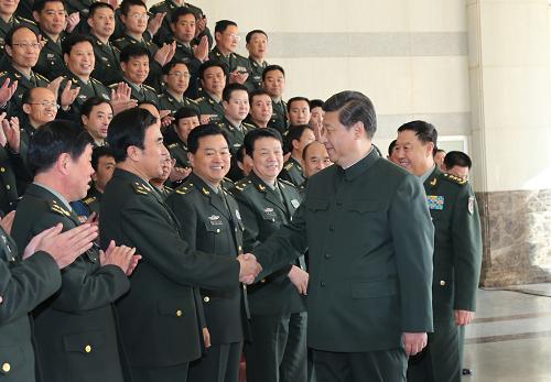 11月28日,中共中央总书记、国家主席、中央军委主席习近平视察济南军区部队。这是习近平接见驻济南部队师以上领导干部。新华社记者 李刚 摄