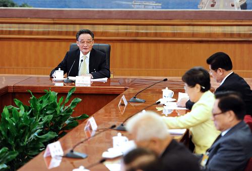 10月27日,十一届全国人大常委会第五十二次委员长会议在北京人民大会堂举行,吴邦国委员长主持。新华社记者 李涛 摄