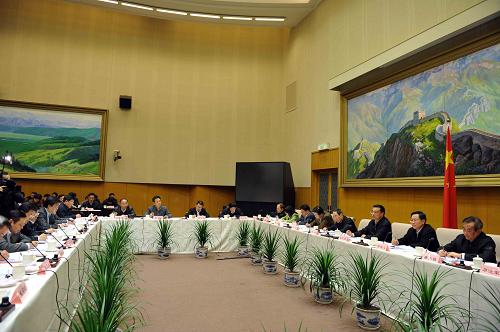 1月11日,中共中央政治局常委、国务院副总理李克强在北京出席全国财政工作座谈会并讲话。 新华社记者 饶爱民摄