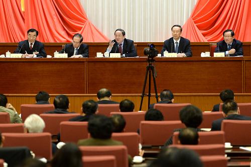 3月28日,政协第十二届全国委员会第一次专门委员会主任会议暨专题研讨班在北京举行。中共中央政治局常委、全国政协主席俞正声接见与会人员,并在会上作重要讲话。新华社记者 刘建生 摄