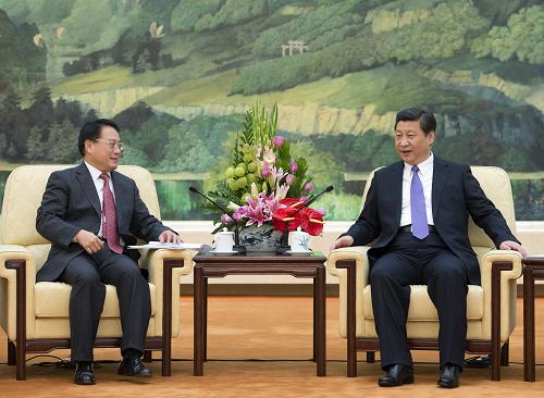 11月10日,国家主席习近平在北京人民大会堂会见联合国工业发展组织总干事李勇。新华社记者 李学仁 摄