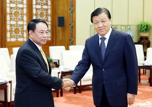 7月2日,中共中央政治局常委、中央书记处书记刘云山在北京会见由总书记貌貌登率领的缅甸巩发党代表团。新华社记者 姚大伟 摄
