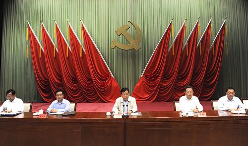 5月16日,中共中央党校举行2013年春季学期第二批入学学员开学典礼,中共中央政治局常委、中央党校校长刘云山出席并讲话。新华社记者 饶爱民 摄