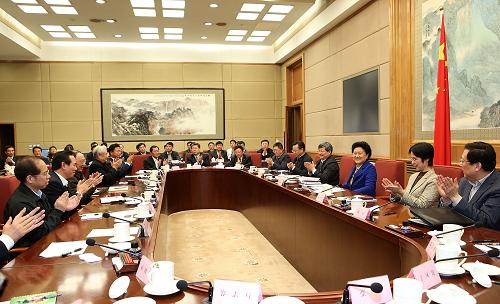 1月22日,中共中央政治局委员、国务院副总理刘延东在北京与新一届中国足协执委、足球界代表座谈并讲话。新华社记者李明摄
