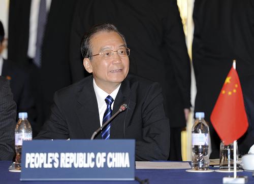 5月22日,中国国务院总理温家宝在东京出席第四次中日韩领导人会议。这是温家宝在会上发言。新华社记者 谢环驰 摄