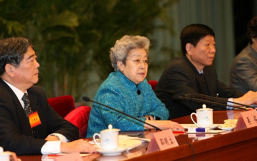 1月30日至31日,2008年全国食品药品监督管理工作会议在北京召开。这是1月31日,国务院副总理吴仪在会议上讲话。 新华社记者 庞兴雷 摄