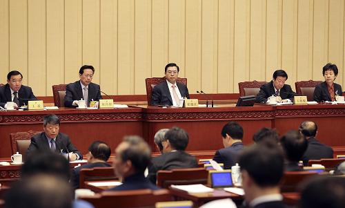 10月22日,十二届全国人大常委会第五次会议在北京人民大会堂举行第二次全体会议。张德江委员长出席。新华社记者丁林摄