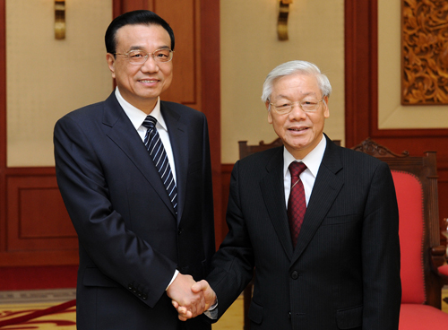 10月14日,中国国务院总理李克强在河内会见越共中央总书记阮富仲。 新华社记者 刘建生 摄