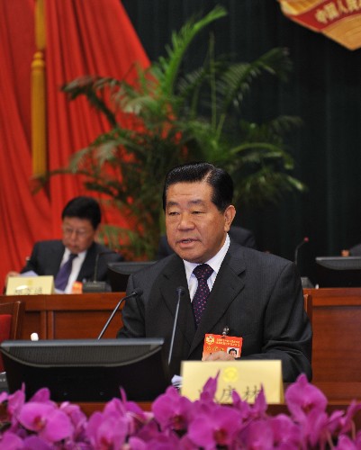 政协十一届常委会第三次会议闭幕 10月18日,政协十一届全国委员会常务委员会第三次会议在北京闭幕。中共中央政治局常委、全国政协主席贾庆林出席闭幕会并讲话。 新华社记者樊如钧摄