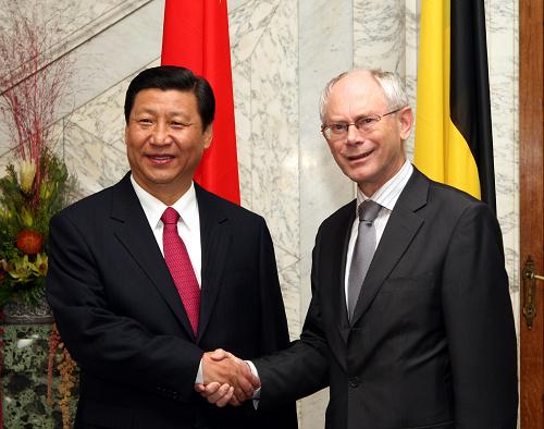 10月7日,中国国家副主席习近平在布鲁塞尔与比利时首相范龙佩举行会谈。新华社记者 兰红光 摄
