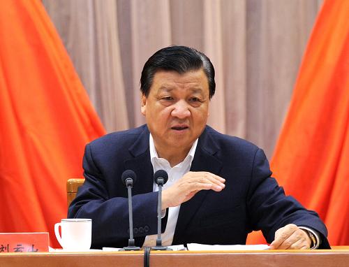 2月19日,中共中央政治局常委刘云山在省部级主要领导干部学习贯彻十八届三中全会精神全面深化改革专题研讨班上以深化党的建设制度改革为题作报告。新华社记者 饶爱民 摄