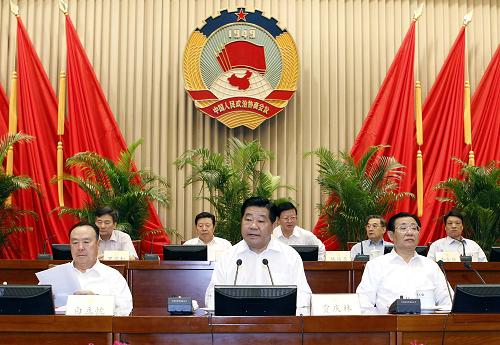 6月25日下午,政协十一届全国委员会常务委员会在京举办第七次学习讲座。中共中央政治局常委、全国政协主席贾庆林主持并讲话。新华社记者 丁林 摄