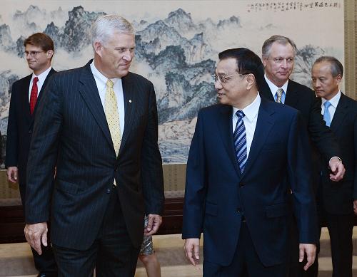 9月20日,中国国务院副总理李克强在北京中南海紫光阁会见美国联合技术公司董事长兼首席执行官路易·谢纳沃。新华社记者 刘建生 摄