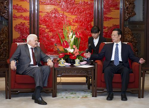 5月23日,中共中央政治局常委、国务院副总理张高丽在北京会见由党主席希门内斯率领的哥斯达黎加民族解放党代表团。 新华社记者 谢环驰 摄