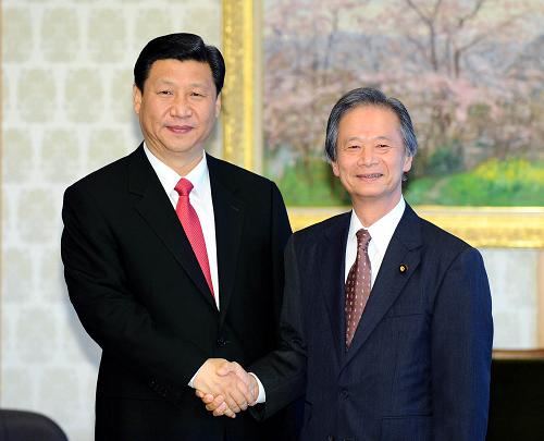 12月15日,中国国家副主席习近平在东京会见日本参议院议长江田五月。新华社记者 李涛摄