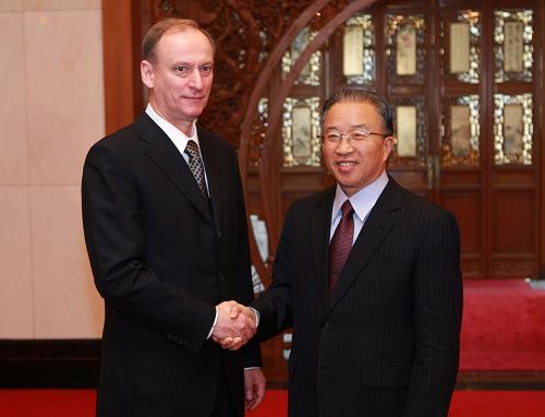 12月8日,国务委员戴秉国在北京同俄罗斯联邦安全会议秘书帕特鲁舍夫举行第四轮中俄战略安全磋商。新华社记者 庞兴雷 摄