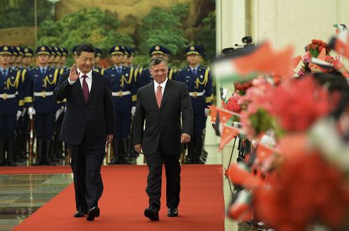 9月18日,国家主席习近平在北京人民大会堂同约旦国王阿卜杜拉二世举行会谈。会谈前,习近平在人民大会堂北大厅为阿卜杜拉二世举行欢迎仪式。 新华社记者 马占成 摄