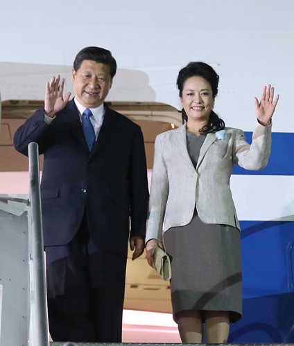 6月2日,国家主席习近平乘专机抵达圣何塞,开始对哥斯达黎加进行国事访问。新华社记者 兰红光 摄