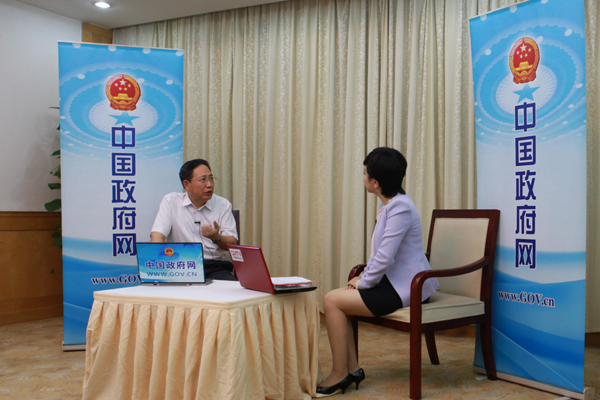 访谈开始前_图片_访谈3_在线访谈_问政_中国政府网