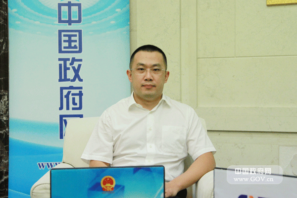 李朋老总