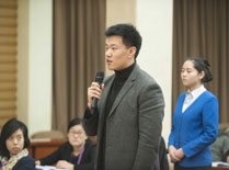 央视记者标题图.jpg