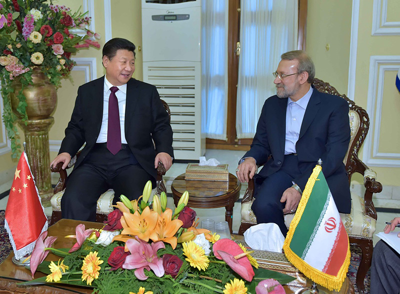 1月23日，国家主席习近平在德黑兰会见伊朗议长拉里贾尼。