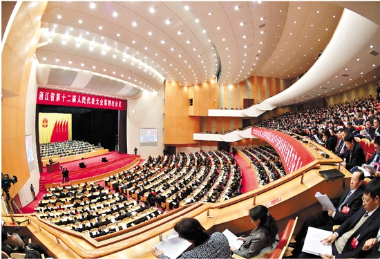 1月24日，浙江省十二届人大四次会议在省人民大会堂隆重开幕。黄曙林 梁臻 摄