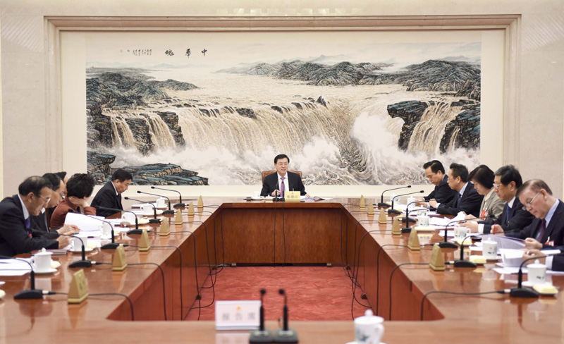 3月15日，十二届全国人大四次会议主席团常务主席第二次会议在北京人民大会堂举行。十二届全国人大四次会议主席团常务主席、全国人大常委会委员长张德江主持会议。
