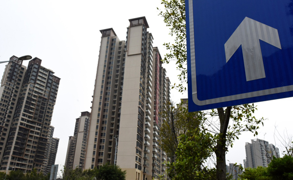 这是广东省广州市某在售楼盘（3月12日摄）。新华社记者 卢汉欣 摄