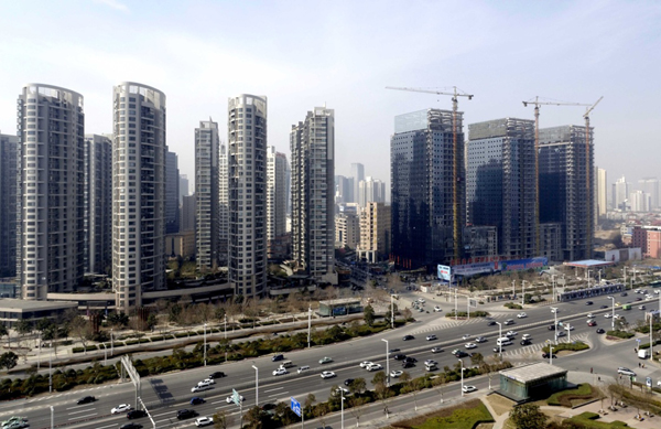 这是河南省郑州市郑东新区的商品住宅楼（3月2日摄）。新华社记者 李安 摄