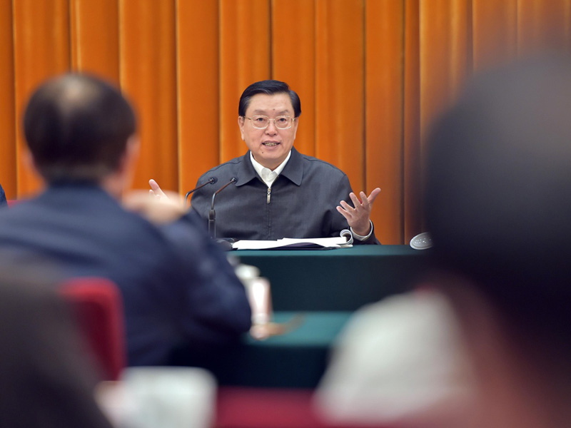 4月12日，中共中央政治局常委、全国人大常委会委员长张德江在北京主持召开全国人大常委会食品安全法执法检查组第一次全体会议，正式启动2016年度全国人大常委会执法检查。