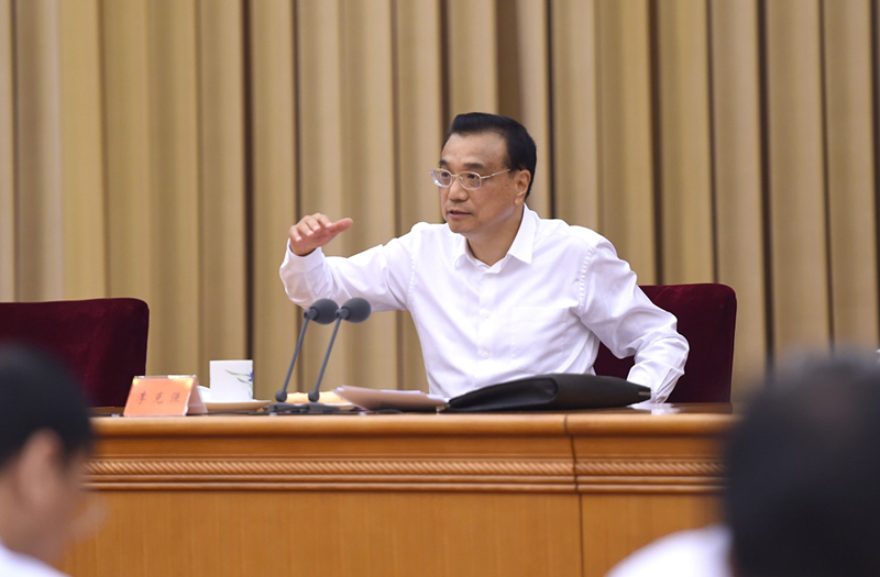 8月19日至20日，全国卫生与健康大会在北京召开。中共中央政治局常委、国务院总理李克强在会上讲话。