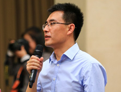 236中央电视台记者提问.jpg