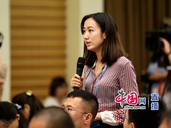 凤凰卫视记者提问