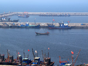 经济2-300.jpg