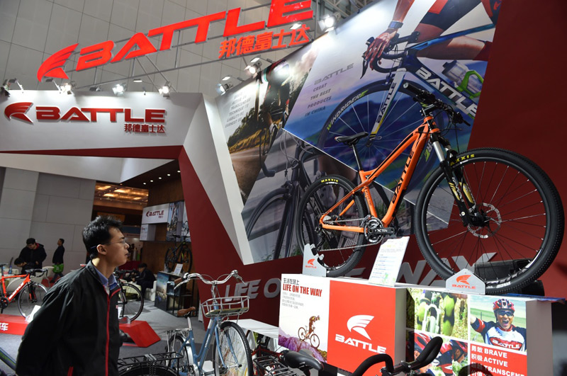 天津举行自行车电动车展