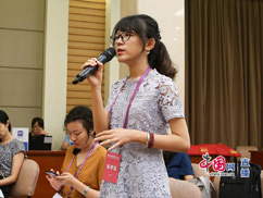 现场记者2-242.jpg