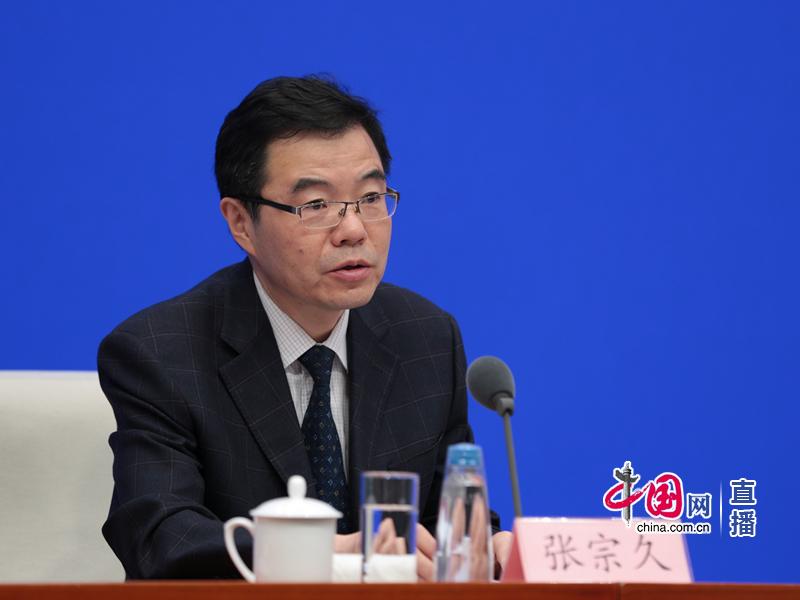 国家医疗保障局,中国银行保险监督管理委员会有关负责人介绍促进社会