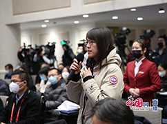 彭博新闻社记者提问.jpg
