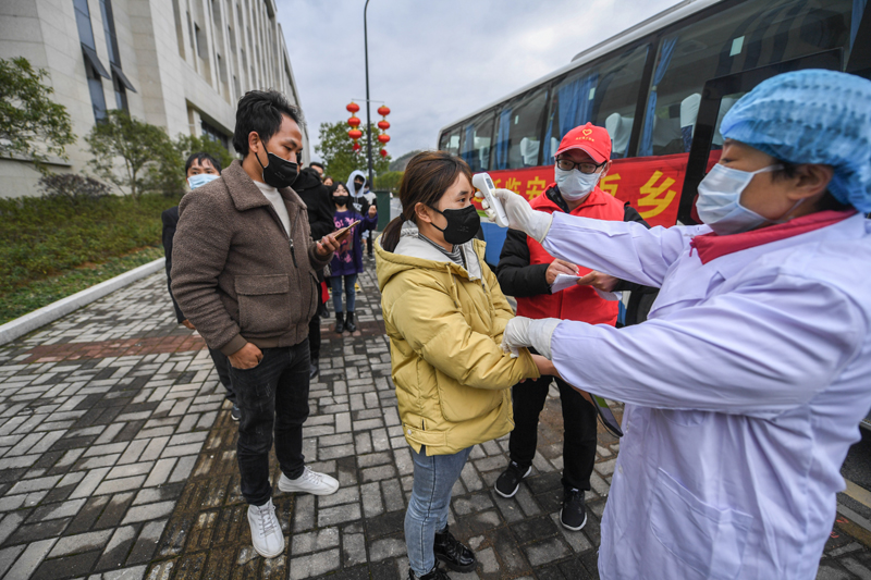 外来人口复工_复工复产图片