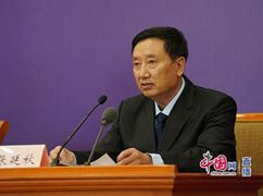 农业农村部种业管理司司长张延秋回答记者提问_副本.jpg
