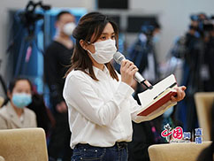 中国邮政快递报记者提问.jpg