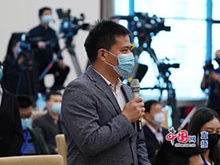 东方卫视记者提问.jpg