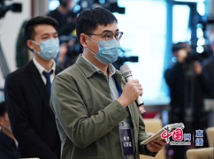 现场记者提问_副本.jpg