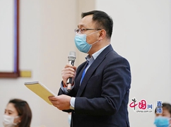 澳门月刊记者提问_副本.jpg